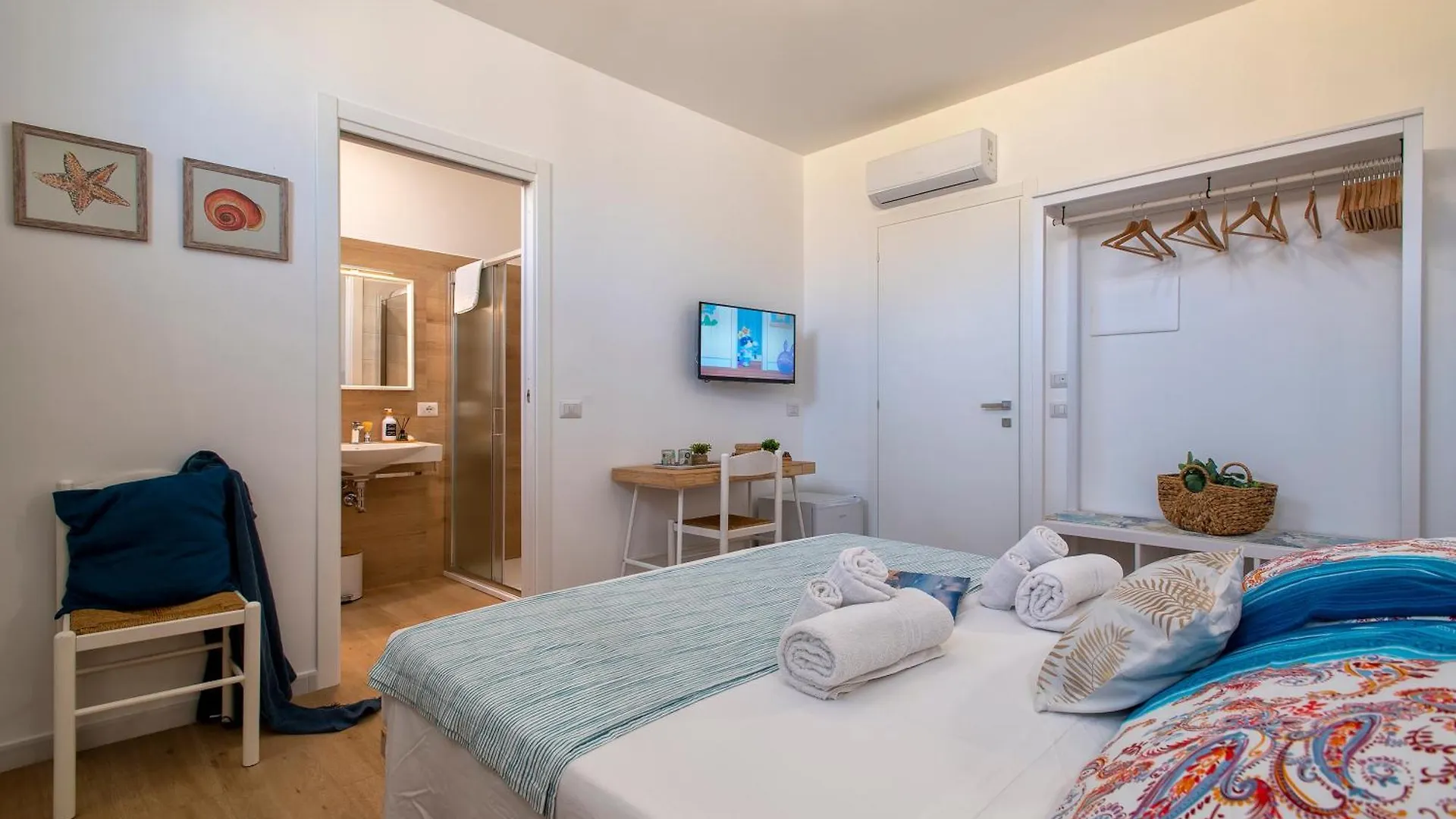 Nuo Room Alghero 0*,  Italië